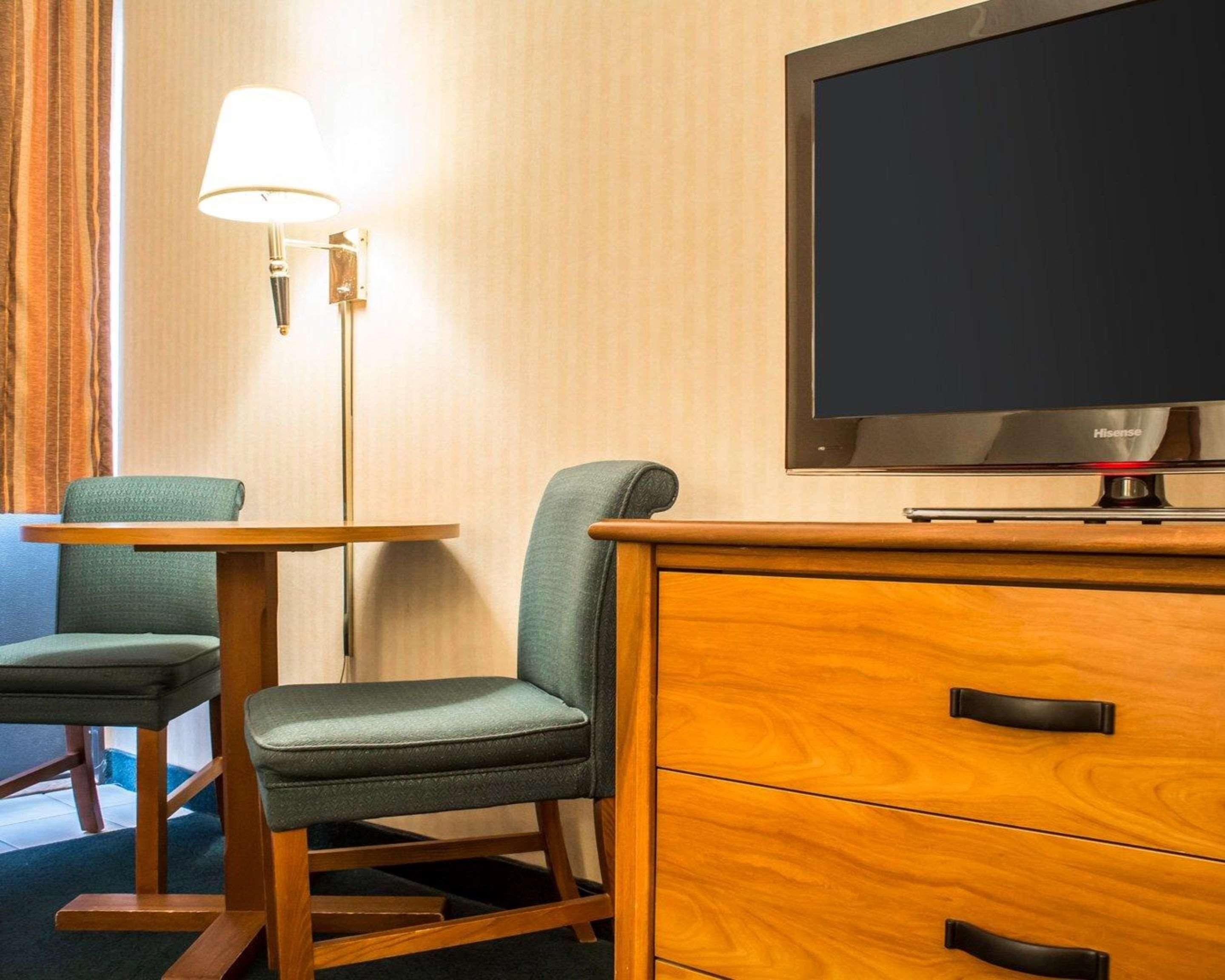Comfort Inn Binghamton I-81 Buitenkant foto
