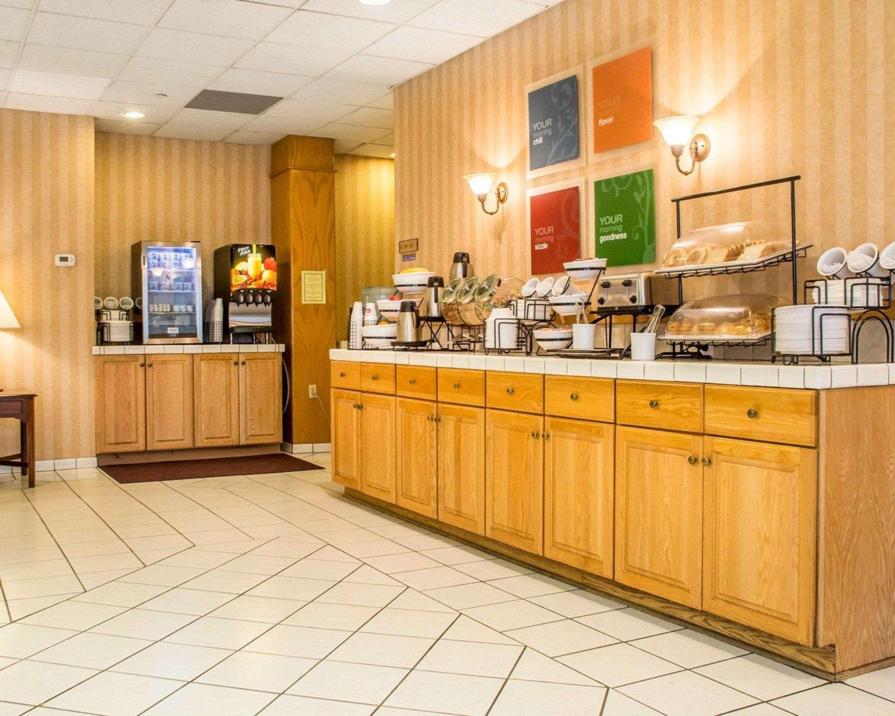 Comfort Inn Binghamton I-81 Buitenkant foto